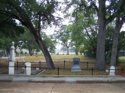 George Washington Shelton Marker in Oakwood Cemetery image. Click for full size.