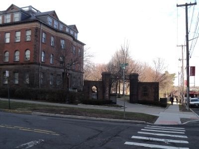 Queens Campus Entrance image. Click for full size.