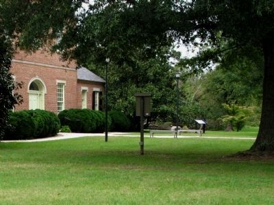 On to Yorktown Marker. Click for full size. On to Yorktown Marker image. Click for full size.