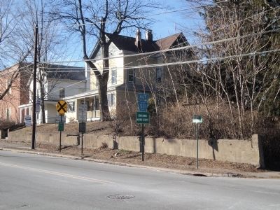 Marker on the Paterson-Hamburg Turnpike. Click for full size. Marker on the Paterson-Hamburg Turnpike image. Click for full size.