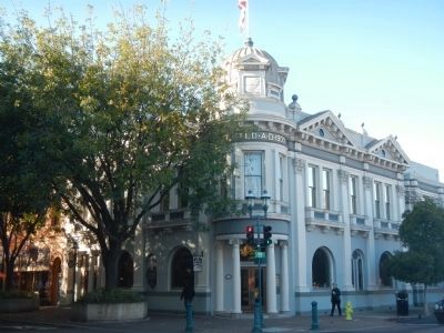 Bank of San Mateo County building. Click for full size. Bank of San Mateo County building image. Click for full size.