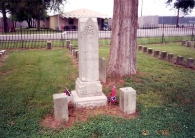Confederate Cemetery Marker. Click for full size. Confederate Cemetery Marker image. Click for full size.