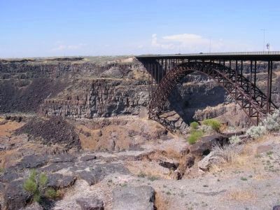 Perrine Bridge across the Snake River image. Click for full size.