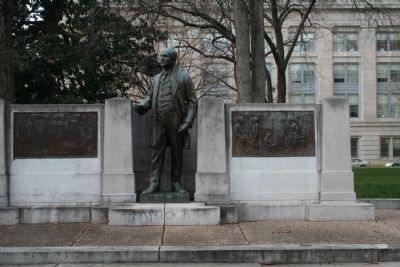 Charles Brantley Aycock Statue image. Click for full size.
