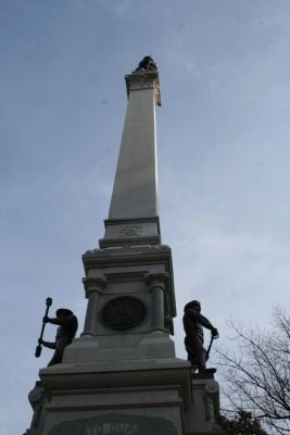 To Our Confederate Dead statue image. Click for full size.