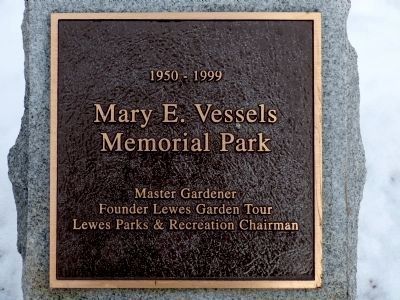 Mary E. Vessels Memorial Park image. Click for full size.
