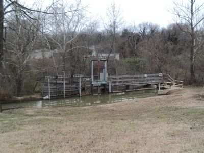Remains of Barnett Canal Lock. Click for full size. Remains of Barnett Canal Lock image. Click for full size.