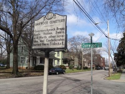 Oakwood Cemetery Marker image. Click for full size.