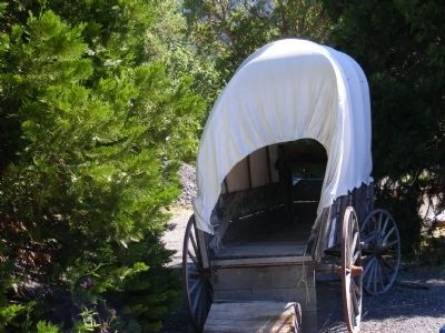 Covered Wagon at the Applegate Trail Interpretive Center image. Click for full size.
