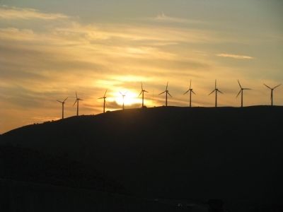 GE Wind,15 MW at top of the Tehachapi Pass Hwy 58 image. Click for full size.