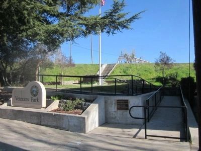 Veterans Memorial Monument at Veterans Memorial Park image. Click for full size.