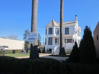 Teegarden House and Marker image. Click for full size.