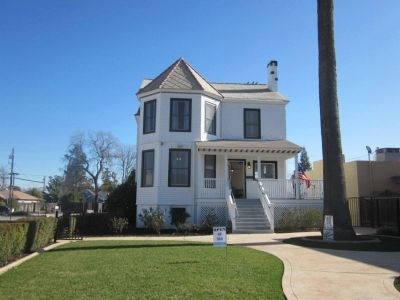 Teegarden House image. Click for full size.