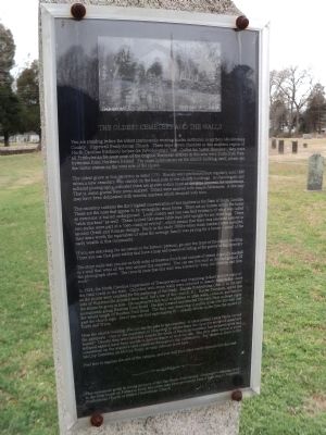The Oldest Cemetery and the Walls Marker image. Click for full size.