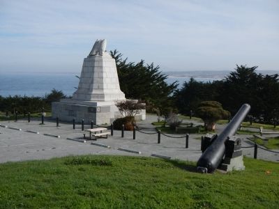 The Sloat Monument from Fort Mervine image. Click for full size.