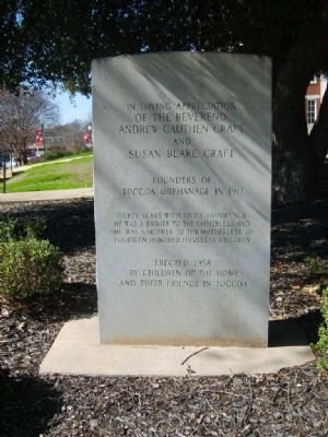 Reverend Andrew Cauthen Craft and Susan Blake Craft Monument image. Click for full size.