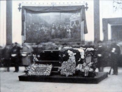 Lying in State image. Click for full size.
