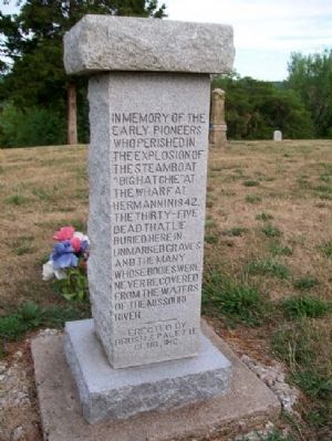 "Big Hatchie" Steamboat Disaster Monument image. Click for full size.