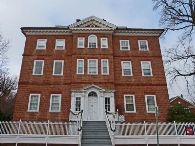 Chase-Lloyd House. Click for full size. Chase-Lloyd House image. Click for full size.