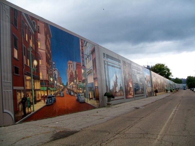 Portsmouth, Ohio, Floodwall Murals image. Click for full size.