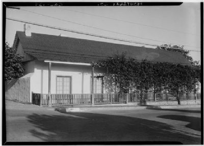 Casa Abrego Adobe image. Click for full size.