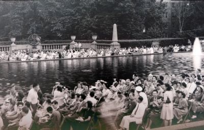 Washingtonians Gathering in Meridian Hill Park. Click for full size. Washingtonians Gathering in Meridian Hill Park image. Click for full size.