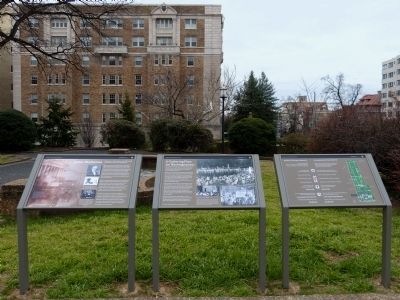 A Gathering Place for Washingtonians Marker. Click for full size. A Gathering Place for Washingtonians Marker image. Click for full size.