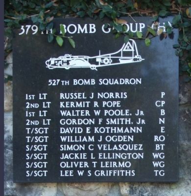 379th Bombardment Group -527th Squadron - Lt. Russel J Norris Crew image. Click for full size.
