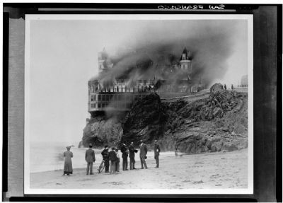 The Cliff House Fire image. Click for full size.