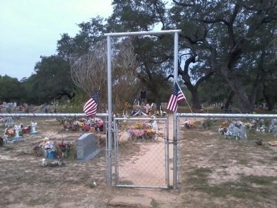 Rossville Cemetery. Click for full size. Rossville Cemetery image. Click for full size.