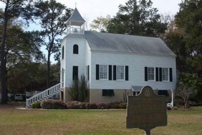First Presbyterian Church and Marker. Click for full size. First Presbyterian Church and Marker image. Click for full size.