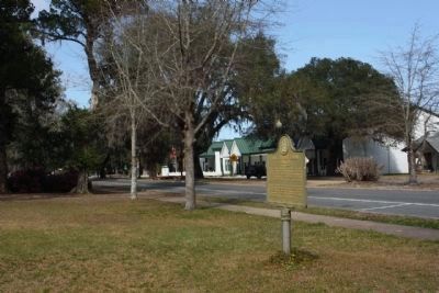 First Presbyterian Church Marker seen along Osborne Street. Click for full size. First Presbyterian Church Marker seen along Osborne Street image. Click for full size.