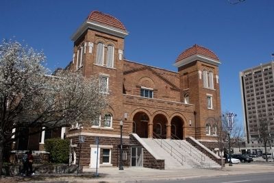 Sixteenth Street Baptist Church image. Click for full size.