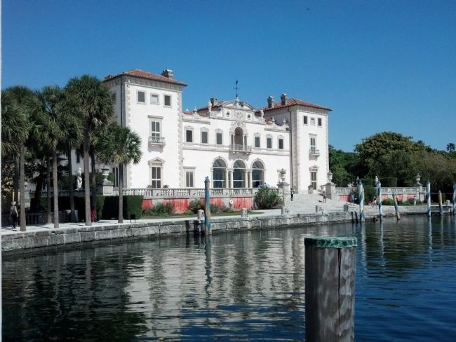 Vizcaya image. Click for full size.