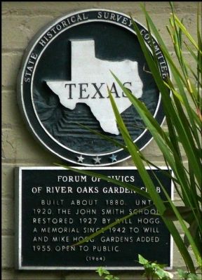 Forum of Civics of River Oaks Garden Club Marker. Click for full size. Forum of Civics of River Oaks Garden Club Marker image. Click for full size.