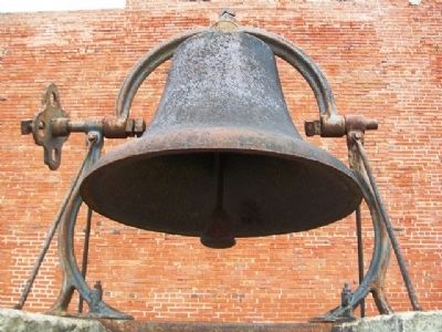 Goff Elementary & Goff Rural High School Bell image. Click for full size.
