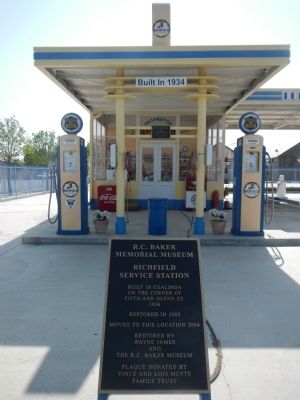Richfield Service Station Marker. Click for full size. Richfield Service Station Marker image. Click for full size.