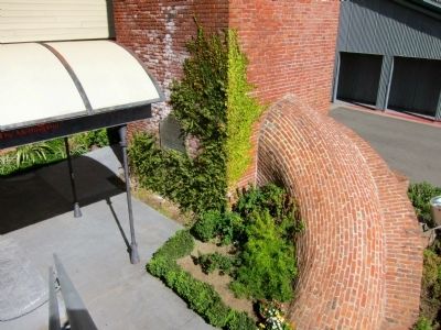 Green Brae Brick Kiln Marker - Wide View image. Click for full size.