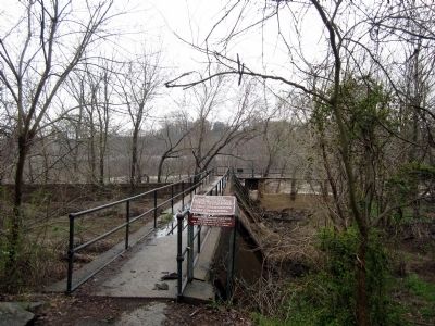 Headgate. Click for full size. Headgate image. Click for full size.