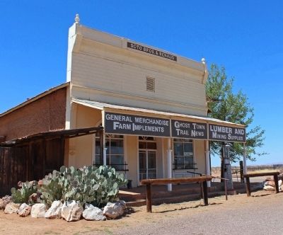 Pearce General Store image. Click for full size.
