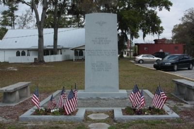 High Springs, Florida, American Legion Veterans Memorial, nearby image. Click for full size.
