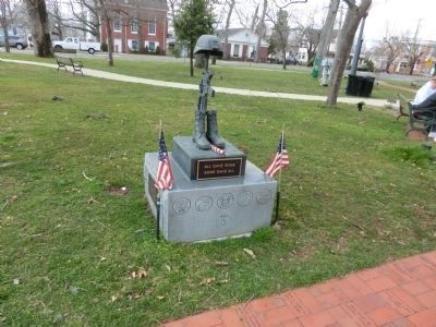 Fallen Soldiers Memorial Marker. Click for full size. Fallen Soldiers Memorial Marker image. Click for full size.