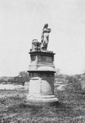 Henry Clay Monument image. Click for full size.