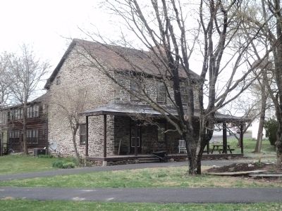 Black Horse Tavern image. Click for full size.
