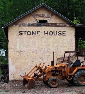 Modern Stone House Motel image. Click for full size.