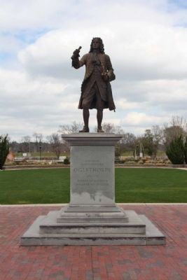 General Oglethorpe Monument, centerpiece of Augusta Common. Click for full size. General Oglethorpe Monument, centerpiece of Augusta Common image. Click for full size.