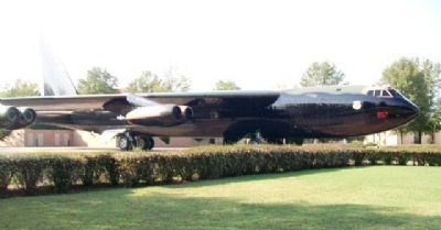 Boeing B-52D "Stratofortress". Click for full size. Boeing B-52D "Stratofortress" image. Click for full size.