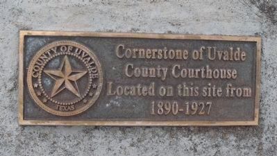 1890 Uvalde County Courthouse Cornerstone plaque image. Click for full size.