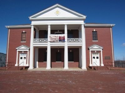 Old Henry County Courthouse. Click for full size. Old Henry County Courthouse image. Click for full size.