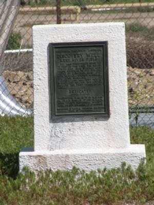 Discovery Well of Kern River Oilfield. Click for full size. Discovery Well of Kern River Oilfield image. Click for full size.
